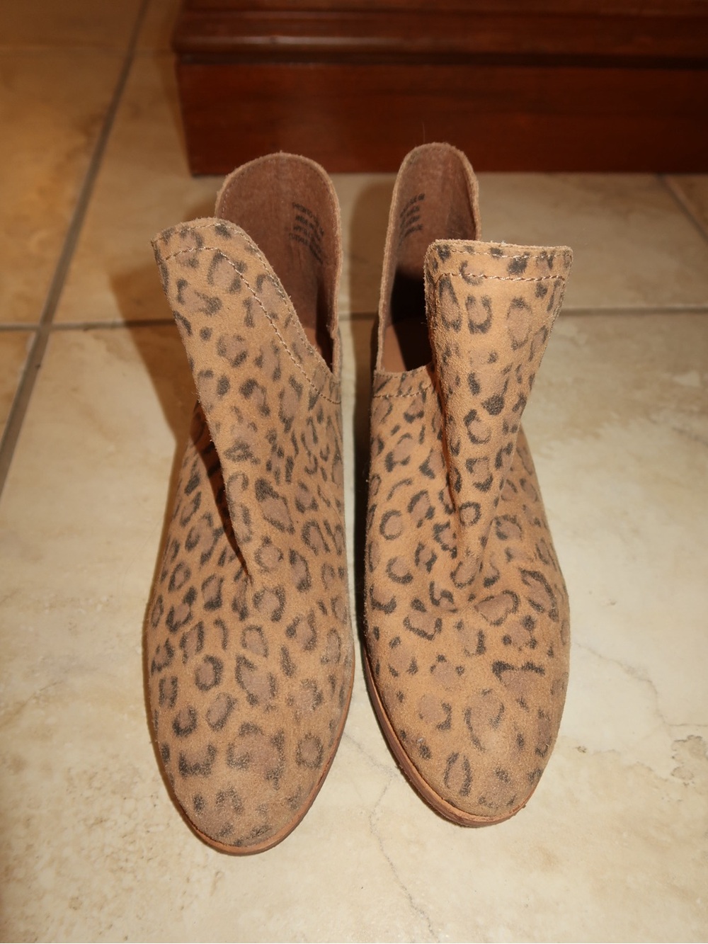 Leopard-Print Suede Ankle Boots - Tan